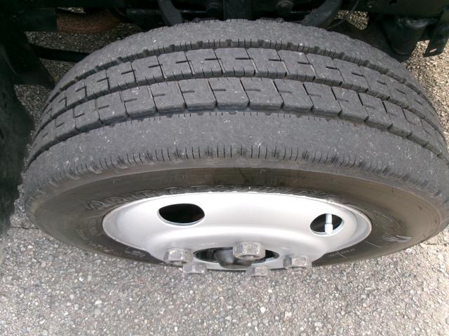 アトラストラック ２ｔフルフラットロー平ボディー　・内外装クリーニング仕上・ＨＳＡ（坂道発進装置）・３ペダル・電動格納ミラー・ＥＴＣ・運転席エアバック・ＡＢＳ（34枚目）