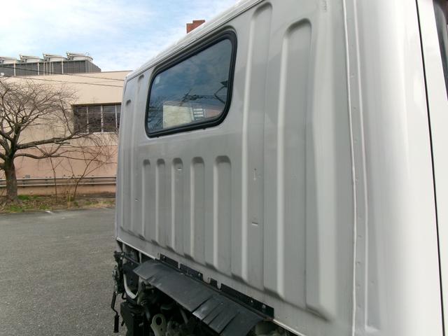 キャンター ２ｔ全低床ダンプ　内外装クリーニング仕上・ブリッジフック・リアゲートロックピン・電動格納ミラー（左）・ＥＴＣ・ミックスタイヤ６本・イージーゴー（坂道発進装置）・運転席エアバック（9枚目）