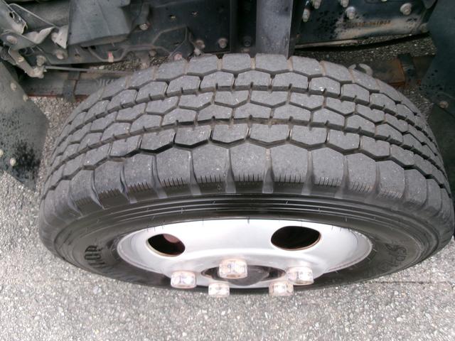 キャンター ２ｔ全低床ダンプ　内外装クリーニング仕上・ブリッジフック・リアゲートロックピン・電動格納ミラー（左）・ＥＴＣ・ミックスタイヤ６本・イージーゴー（坂道発進装置）・運転席エアバック（36枚目）