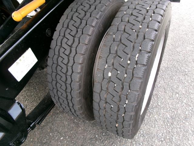 キャンター ２ｔ全低床ダンプ　内外装クリーニング仕上・ブリッジフック・リアゲートロックピン・電動格納ミラー（左）・ＥＴＣ・ミックスタイヤ６本・イージーゴー（坂道発進装置）・運転席エアバック（39枚目）