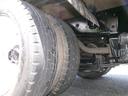 リアタイヤ：２０５／６５Ｒ１６（５分山）