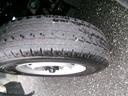 フロントタイヤ:195/80R15(8分山)