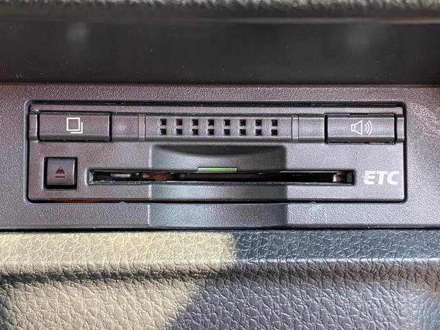 ハイブリッドGi 純正 9インチ メモリーナビ/フリップダウンモニター 純正 11.4インチ/ヘッドランプ LED/ETC/EBD付ABS/横滑り防止装置/アイドリングストップ/TV/エアバッグ 運転席 ワンオーナー(15枚目)
