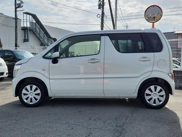 FA EBD付ABS/横滑り防止装置/エアバッグ 運転席/エアバッグ 助手席/衝突安全ボディ/パワーウインドウ/キーレスエントリー/パワーステアリング/オートライト/盗難防止システム/マニュアルエアコン(2枚目)