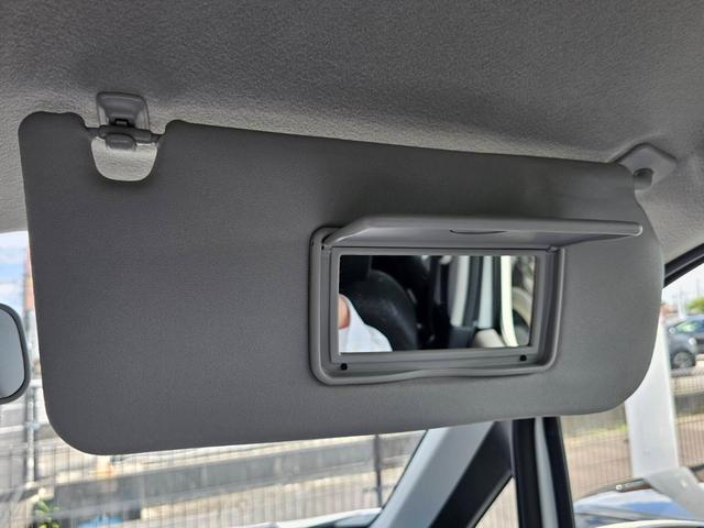 FA EBD付ABS/横滑り防止装置/エアバッグ 運転席/エアバッグ 助手席/衝突安全ボディ/パワーウインドウ/キーレスエントリー/パワーステアリング/オートライト/盗難防止システム/マニュアルエアコン(22枚目)