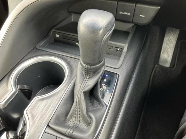 カムリ Ｇ　保証書／ディスプレイオーディオ＋ナビ／衝突安全装置／車線逸脱防止支援システム／ヘッドランプ　ＬＥＤ／Ｂｌｕｅｔｏｏｔｈ接続／ＥＴＣ／ＥＢＤ付ＡＢＳ／横滑り防止装置／アイドリングストップ　バックカメラ（17枚目）