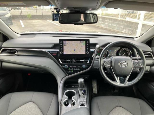 カムリ Ｇ　保証書／ディスプレイオーディオ＋ナビ／衝突安全装置／車線逸脱防止支援システム／ヘッドランプ　ＬＥＤ／Ｂｌｕｅｔｏｏｔｈ接続／ＥＴＣ／ＥＢＤ付ＡＢＳ／横滑り防止装置／アイドリングストップ　バックカメラ（25枚目）