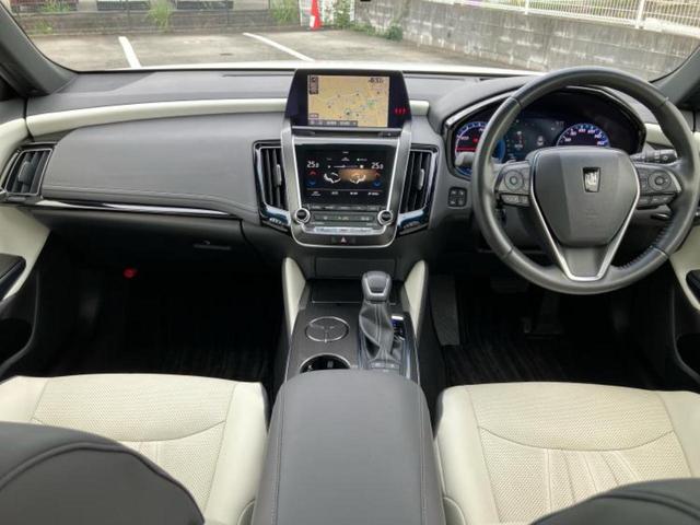 クラウンハイブリッド ＲＳアドバンス　サンルーフ／純正　ＳＤナビ／デジタルインナーミラー／衝突安全装置／シートヒーター／車線逸脱防止支援システム／シート　フルレザー／パーキングアシスト　バックガイド／ヘッドランプ　ＬＥＤ　革シート　ＥＴＣ（23枚目）
