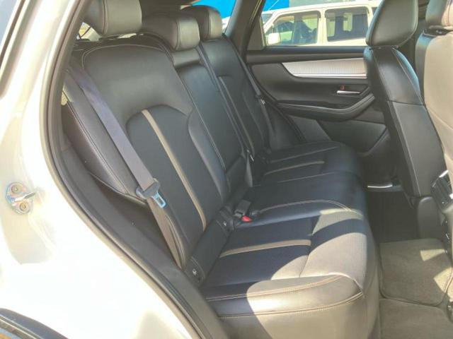 ＣＸ－６０ ＸＤエクスクルーシブモード　サンルーフ／純正エアロ／ＢＯＳＥ／保証書／純正　１１．６インチ　ＳＤナビ／アイアクティブセンス（マツダ）／シートヒーター　全席／全方位モニター／車線逸脱防止支援システム／シート　合皮／電動バックドア（5枚目）