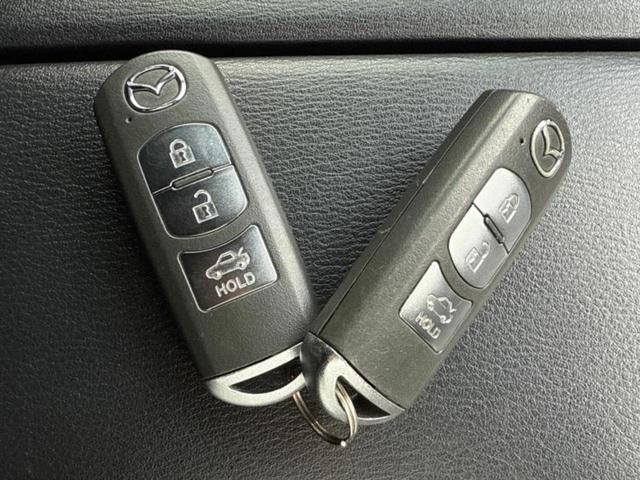 ロードスター Ｓ　新品タイヤ／ヘッドランプ　ＨＩＤ／ＵＳＢジャック／ＥＴＣ／ＥＢＤ付ＡＢＳ／横滑り防止装置／エアバッグ　運転席／エアバッグ　助手席／ＭＴモード付き／アルミホイール　純正　１６インチ　ＨＩＤヘッドライト（24枚目）