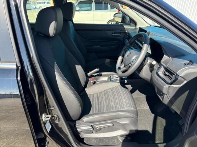 ＷＲ－Ｖ Ｚプラスブラックスタイル　保証書／ホンダセンシング／車線逸脱防止支援システム／登録済未使用車／ヘッドランプ　ＬＥＤ／ＵＳＢジャック／Ｂｌｕｅｔｏｏｔｈ接続／ＥＢＤ付ＡＢＳ／横滑り防止装置／バックモニター／フルセグＴＶ　禁煙車（4枚目）