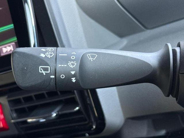 タント カスタムX 新品タイヤ/保証書/社外 9インチ SDナビ/スマートアシスト(トヨタ・ダイハツ)/両側電動スライドドア/シートヒーター 前席/車線逸脱防止支援システム/シート ハーフレザー 衝突被害軽減システム(16枚目)