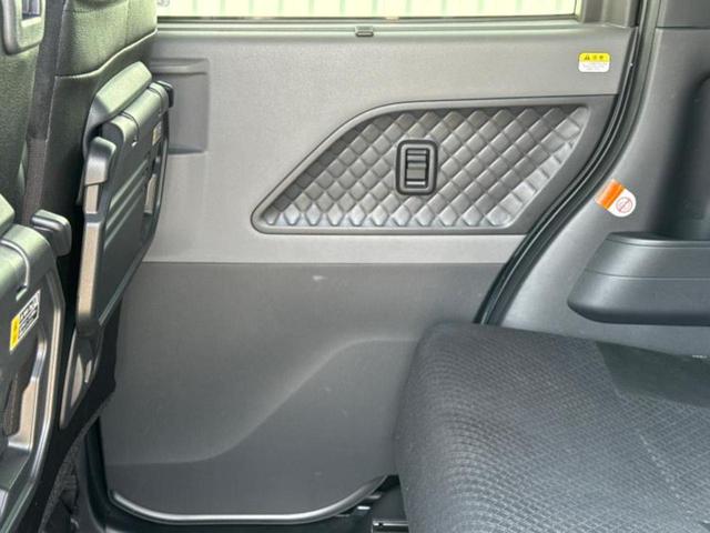 タント カスタムX 新品タイヤ/保証書/社外 9インチ SDナビ/スマートアシスト(トヨタ・ダイハツ)/両側電動スライドドア/シートヒーター 前席/車線逸脱防止支援システム/シート ハーフレザー 衝突被害軽減システム(22枚目)