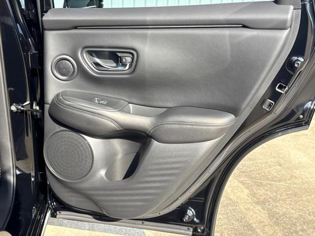 ZR-V eHEV Z 保証書/ディスプレイオーディオ9インチ/ホンダセンシング/シートヒーター 前席/マルチビューカメラシステム/車線逸脱防止支援システム/シート フルレザー/電動バックドア/登録済未使用車 革シート TV(22枚目)