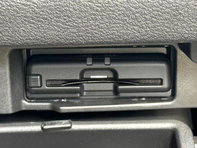 セレナ ｅパワーハイウェイスターＶ　保証書／純正　１０インチ　ＳＤナビ／エマージェンシーブレーキ／両側電動スライドドア／アラウンドビューモニター／車線逸脱防止支援システム／プロパイロット／ドライブレコーダー　純正　衝突被害軽減システム（18枚目）