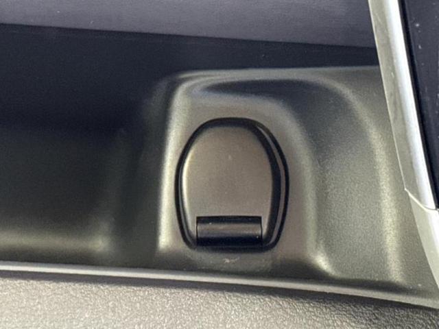 セレナ ｅパワーハイウェイスターＶ　保証書／純正　１０インチ　ＳＤナビ／エマージェンシーブレーキ／両側電動スライドドア／アラウンドビューモニター／車線逸脱防止支援システム／プロパイロット／ドライブレコーダー　純正　衝突被害軽減システム（36枚目）