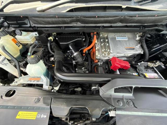 セレナ ｅパワーハイウェイスターＶ　保証書／純正　１０インチ　ＳＤナビ／エマージェンシーブレーキ／両側電動スライドドア／アラウンドビューモニター／車線逸脱防止支援システム／プロパイロット／ドライブレコーダー　純正　衝突被害軽減システム（49枚目）