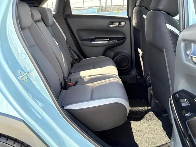 フィット クロスター　保証書／純正　９インチ　ＳＤナビ／ホンダセンシング／車線逸脱防止支援システム／パーキングアシスト　バックガイド／ドライブレコーダー　純正／ヘッドランプ　ＬＥＤ／ＵＳＢジャック　衝突被害軽減システム（5枚目）