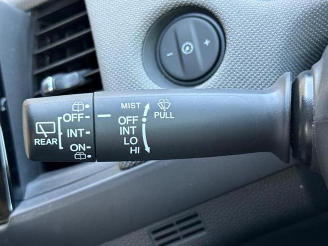 フィット クロスター　保証書／純正　９インチ　ＳＤナビ／ホンダセンシング／車線逸脱防止支援システム／パーキングアシスト　バックガイド／ドライブレコーダー　純正／ヘッドランプ　ＬＥＤ／ＵＳＢジャック　衝突被害軽減システム（17枚目）