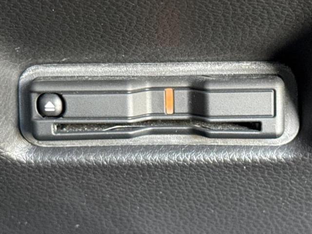 フィット クロスター　保証書／純正　９インチ　ＳＤナビ／ホンダセンシング／車線逸脱防止支援システム／パーキングアシスト　バックガイド／ドライブレコーダー　純正／ヘッドランプ　ＬＥＤ／ＵＳＢジャック　衝突被害軽減システム（26枚目）