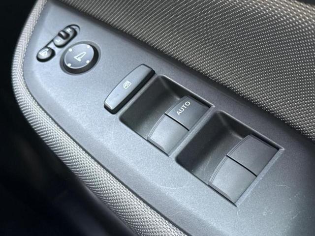 フィット クロスター　保証書／純正　９インチ　ＳＤナビ／ホンダセンシング／車線逸脱防止支援システム／パーキングアシスト　バックガイド／ドライブレコーダー　純正／ヘッドランプ　ＬＥＤ／ＵＳＢジャック　衝突被害軽減システム（31枚目）