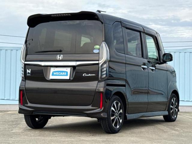 Ｎ－ＢＯＸカスタム Ｇ・Ｌホンダセンシング　新品タイヤ／保証書／純正　８インチ　ＳＤナビ／ホンダセンシング／電動スライドドア／車線逸脱防止支援システム／ヘッドランプ　ＬＥＤ／ＵＳＢジャック／Ｂｌｕｅｔｏｏｔｈ接続／ＥＴＣ／ＥＢＤ付ＡＢＳ（3枚目）