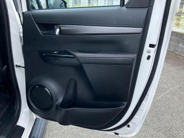 ハイラックス ４ＷＤ　Ｚ　ＧＲスポーツ　ＪＢＬ／保証書／ディスプレイオーディオ＋ナビ／衝突安全装置／全方位モニター／車線逸脱防止支援システム／パーキングアシスト　バックガイド／ドライブレコーダー　社外　衝突被害軽減システム　全周囲カメラ（21枚目）