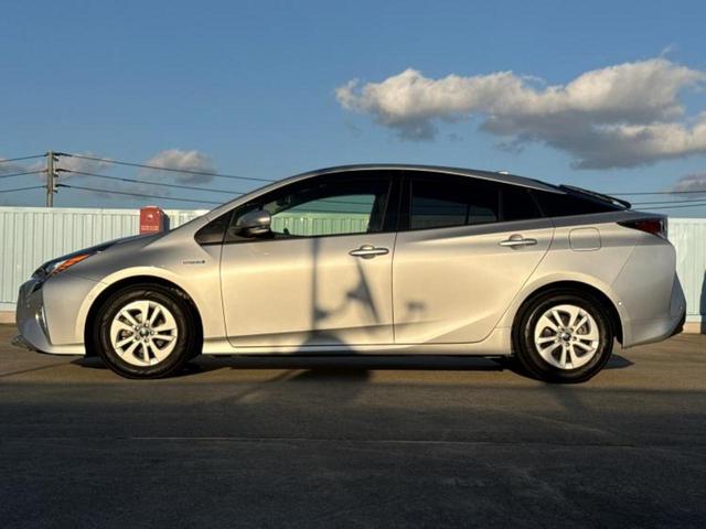 プリウス Ｓセーフティプラス　保証書／純正　９インチ　メモリーナビ／トヨタセーフティセンス／車線逸脱防止支援システム／パーキングアシスト　バックガイド／ヘッドランプ　ＬＥＤ／Ｂｌｕｅｔｏｏｔｈ接続／ＥＴＣ　衝突被害軽減システム（2枚目）