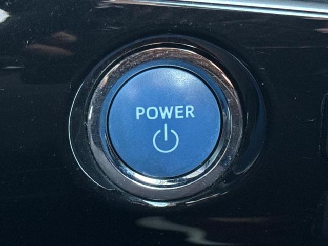 プリウス Ｓセーフティプラス　保証書／純正　９インチ　メモリーナビ／トヨタセーフティセンス／車線逸脱防止支援システム／パーキングアシスト　バックガイド／ヘッドランプ　ＬＥＤ／Ｂｌｕｅｔｏｏｔｈ接続／ＥＴＣ　衝突被害軽減システム（27枚目）