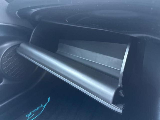 プリウス Ｓセーフティプラス　保証書／純正　９インチ　メモリーナビ／トヨタセーフティセンス／車線逸脱防止支援システム／パーキングアシスト　バックガイド／ヘッドランプ　ＬＥＤ／Ｂｌｕｅｔｏｏｔｈ接続／ＥＴＣ　衝突被害軽減システム（37枚目）