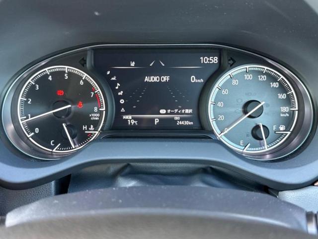 ハリアー Zレザーパッケージ 新品タイヤ/パノラマルーフ/JBL/保証書/純正 SDナビ/デジタルインナーミラー/トヨタセーフティセンス/エアーシート 前席/パノラミックビューモニター/車線逸脱防止支援システム/シート 合皮(14枚目)