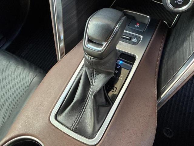 ハリアー Zレザーパッケージ 新品タイヤ/パノラマルーフ/JBL/保証書/純正 SDナビ/デジタルインナーミラー/トヨタセーフティセンス/エアーシート 前席/パノラミックビューモニター/車線逸脱防止支援システム/シート 合皮(18枚目)