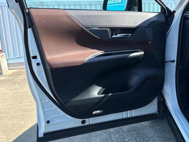 ハリアー Zレザーパッケージ 新品タイヤ/パノラマルーフ/JBL/保証書/純正 SDナビ/デジタルインナーミラー/トヨタセーフティセンス/エアーシート 前席/パノラミックビューモニター/車線逸脱防止支援システム/シート 合皮(21枚目)