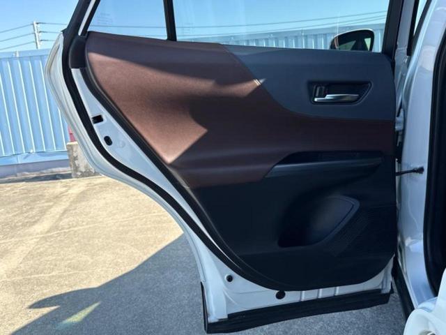 ハリアー Zレザーパッケージ 新品タイヤ/パノラマルーフ/JBL/保証書/純正 SDナビ/デジタルインナーミラー/トヨタセーフティセンス/エアーシート 前席/パノラミックビューモニター/車線逸脱防止支援システム/シート 合皮(23枚目)