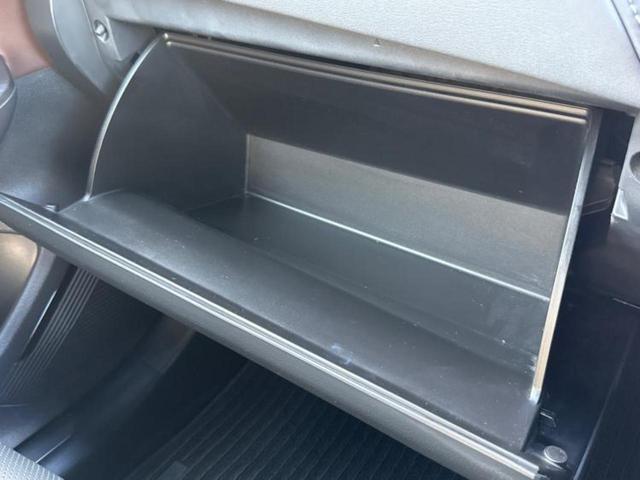 ハリアー Zレザーパッケージ 新品タイヤ/パノラマルーフ/JBL/保証書/純正 SDナビ/デジタルインナーミラー/トヨタセーフティセンス/エアーシート 前席/パノラミックビューモニター/車線逸脱防止支援システム/シート 合皮(40枚目)