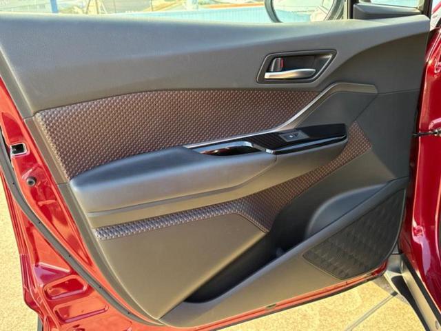 全国に店舗を展開しているのでどこでもお取り寄せが可能です！この車が気になるけど遠方だから・・・と諦める必要はありません！※別途陸送費が必要です。