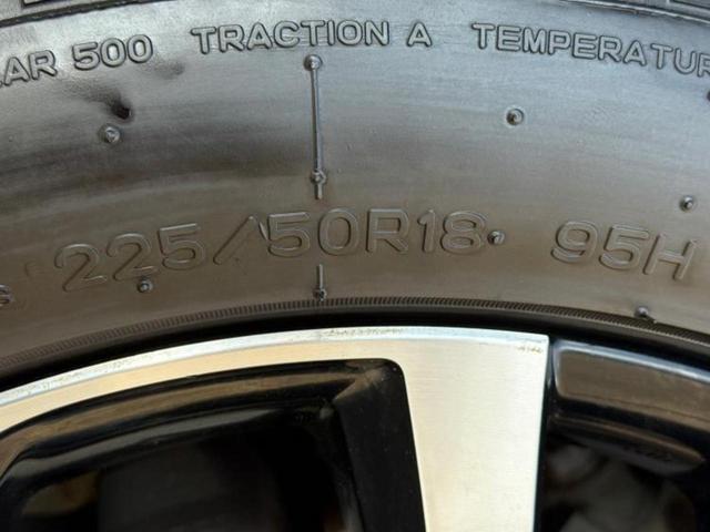 ＷＥＣＡＲＳの展示場では実際に見て、触ってお車をお選びいただけます！知識の豊富な営業スタッフが様々なカーライフをご提案いたします！