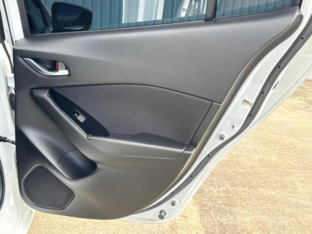 アクセラ １５Ｓ　保証書／純正　ＳＤナビ／衝突安全装置／車線逸脱防止支援システム／ヘッドランプ　ＬＥＤ／Ｂｌｕｅｔｏｏｔｈ接続／ＥＴＣ／ＥＢＤ付ＡＢＳ／横滑り防止装置／アイドリングストップ／クルーズコントロール（21枚目）