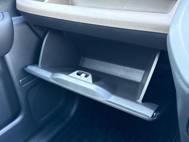 フリード ｅＨＥＶエアーＥＸ　新品タイヤ／純正　９インチ　メモリーナビ／ホンダセンシング／両側電動スライドドア／シートヒーター　前席／車線逸脱防止支援システム／パーキングアシスト　バックガイド／ヘッドランプ　ＬＥＤ　バックカメラ（38枚目）