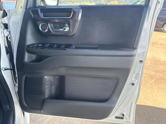 Ｎ－ＢＯＸカスタム Ｇ・Ｌホンダセンシング　エアロ／保証書／純正　８インチ　ＳＤナビ／電動スライドドア／ヘッドランプ　ＬＥＤ／ＥＴＣ／ＥＢＤ付ＡＢＳ／横滑り防止装置／アイドリングストップ／フルセグＴＶ／エアバッグ　運転席／エアバッグ　助手席（20枚目）