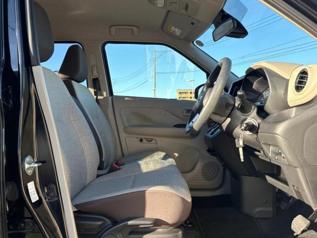 デイズ Ｓ　保証書／エマージェンシーブレーキ／ＥＢＤ付ＡＢＳ／横滑り防止装置／アイドリングストップ／禁煙車／パワーウインドウ／インテリジェントキー／パワーステアリング／オートライト／マニュアルエアコン／取扱説明書（4枚目）