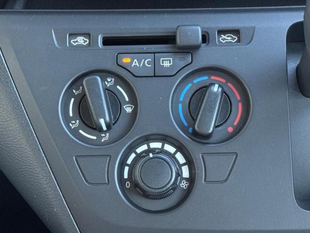 デイズ Ｓ　保証書／エマージェンシーブレーキ／ＥＢＤ付ＡＢＳ／横滑り防止装置／アイドリングストップ／禁煙車／パワーウインドウ／インテリジェントキー／パワーステアリング／オートライト／マニュアルエアコン／取扱説明書（18枚目）