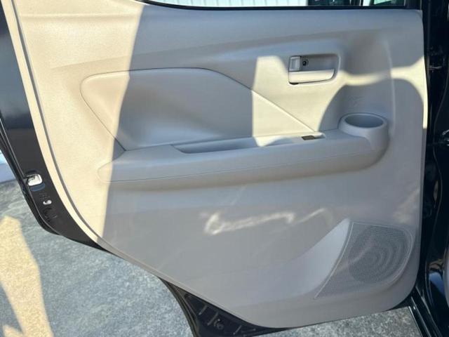 デイズ Ｓ　保証書／エマージェンシーブレーキ／ＥＢＤ付ＡＢＳ／横滑り防止装置／アイドリングストップ／禁煙車／パワーウインドウ／インテリジェントキー／パワーステアリング／オートライト／マニュアルエアコン／取扱説明書（23枚目）