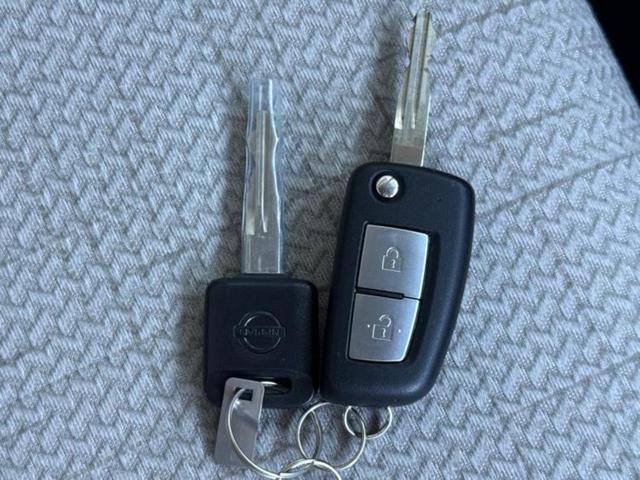 デイズ Ｓ　保証書／エマージェンシーブレーキ／ＥＢＤ付ＡＢＳ／横滑り防止装置／アイドリングストップ／禁煙車／パワーウインドウ／インテリジェントキー／パワーステアリング／オートライト／マニュアルエアコン／取扱説明書（26枚目）