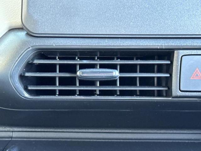 デイズ Ｓ　保証書／エマージェンシーブレーキ／ＥＢＤ付ＡＢＳ／横滑り防止装置／アイドリングストップ／禁煙車／パワーウインドウ／インテリジェントキー／パワーステアリング／オートライト／マニュアルエアコン／取扱説明書（33枚目）