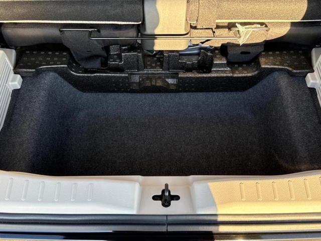 デイズ Ｓ　新品タイヤ／保証書／エマージェンシーブレーキ／車線逸脱防止支援システム／アイドリングストップ／禁煙車／エアバッグ　運転席／エアバッグ　助手席／エアバッグ　サイド／衝突安全ボディ／オートライト（25枚目）