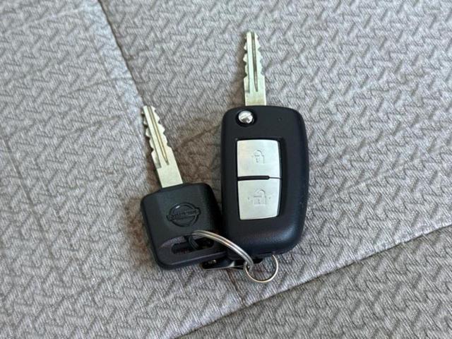 デイズ Ｓ　新品タイヤ／保証書／エマージェンシーブレーキ／車線逸脱防止支援システム／アイドリングストップ／禁煙車／エアバッグ　運転席／エアバッグ　助手席／エアバッグ　サイド／衝突安全ボディ／オートライト（28枚目）