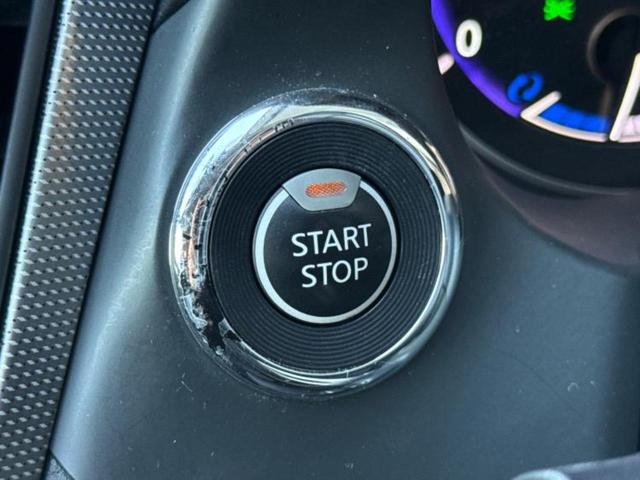 スカイライン ３５０ＧＴハイブリッドタイプＳＰ　新品タイヤ／保証書／純正　ＨＤＤナビ／衝突安全装置／シートヒーター　前席／アラウンドビューモニター／車線逸脱防止支援システム／シート　合皮／ヘッドランプ　ＬＥＤ／ＵＳＢジャック　衝突被害軽減システム（25枚目）