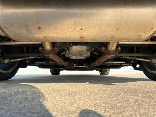 スカイライン ３５０ＧＴハイブリッドタイプＳＰ　新品タイヤ／保証書／純正　ＨＤＤナビ／衝突安全装置／シートヒーター　前席／アラウンドビューモニター／車線逸脱防止支援システム／シート　合皮／ヘッドランプ　ＬＥＤ／ＵＳＢジャック　衝突被害軽減システム（49枚目）