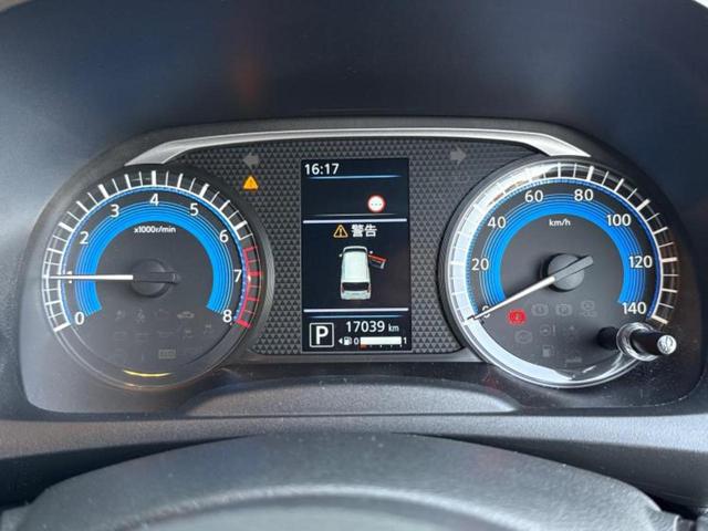 デイズ Ｓ　新品タイヤ／保証書／エマージェンシーブレーキ／車線逸脱防止支援システム／ＥＢＤ付ＡＢＳ／横滑り防止装置／アイドリングストップ／禁煙車／衝突安全ボディ／パワーウインドウ／キーレスエントリー　盗難防止装置（9枚目）